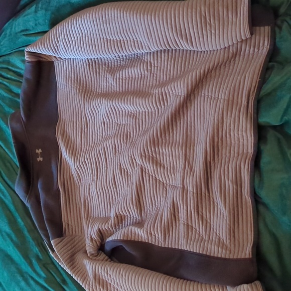 Men's Under Armour pullover - Picture 4 of 4